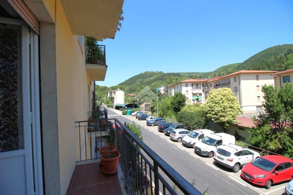 appartamento in vendita a Fiesole in zona Compiobbi