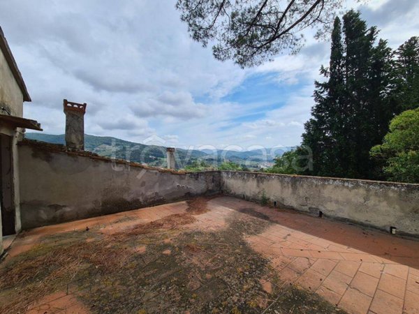 casa indipendente in vendita a Fiesole in zona Compiobbi