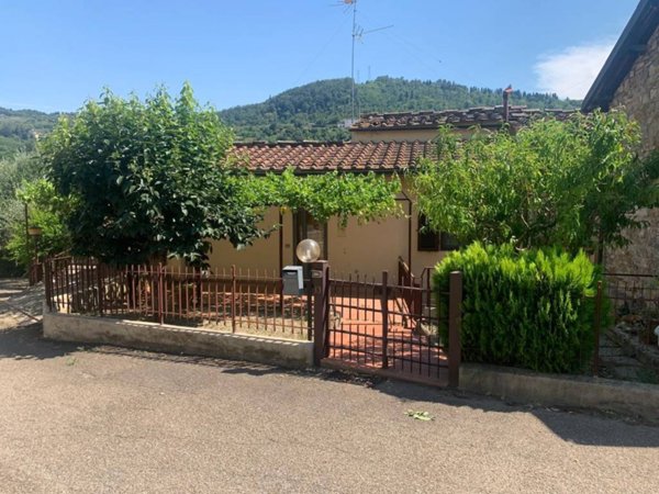 casa indipendente in vendita a Fiesole in zona Girone