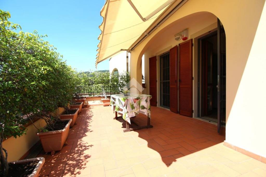 appartamento in vendita a Fiesole in zona Ellera