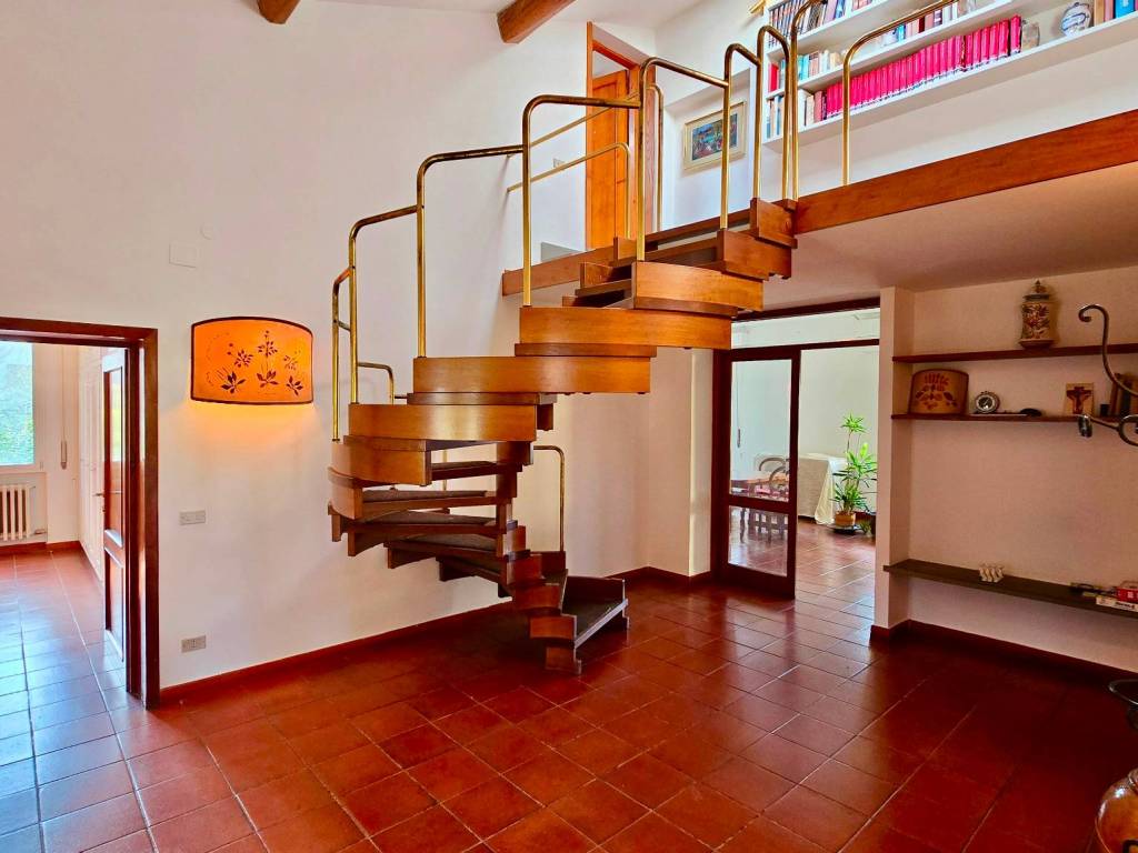 appartamento in vendita a Fiesole