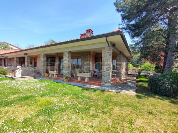 casa indipendente in vendita a Fiesole