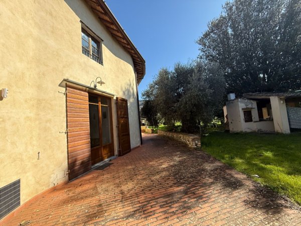 appartamento in vendita a Fiesole in zona Girone