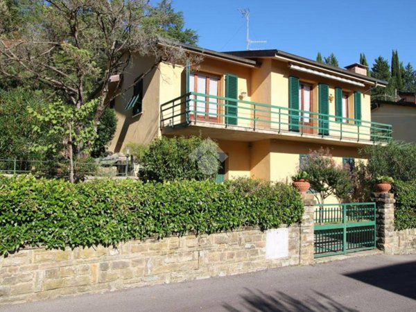 casa indipendente in vendita a Fiesole in zona Compiobbi