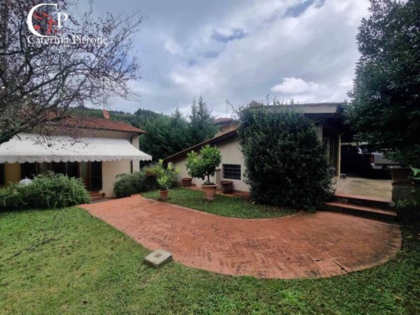 casa indipendente in vendita a Fiesole in zona Compiobbi