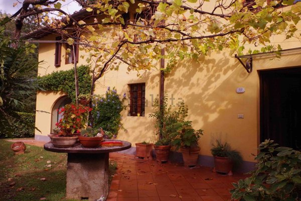 casa indipendente in vendita a Fiesole