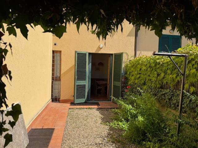 casa indipendente in vendita a Fiesole in zona Caldine