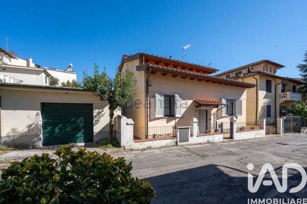 casa indipendente in vendita a Fiesole in zona Girone