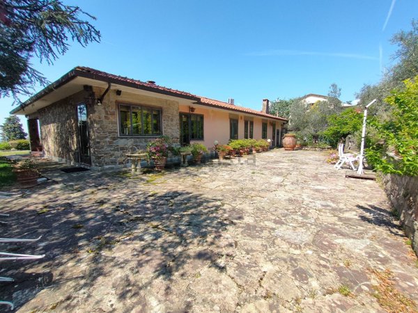 casa indipendente in vendita a Fiesole