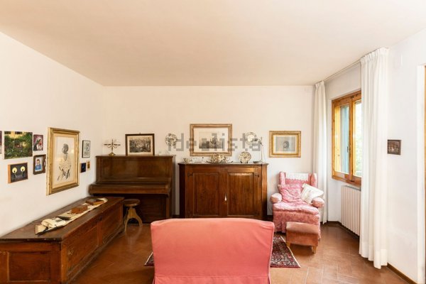 casa indipendente in vendita a Fiesole in zona Caldine