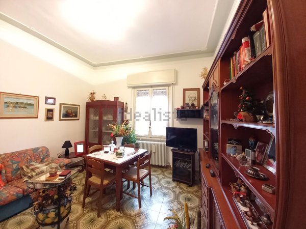 appartamento in vendita a Fiesole in zona Caldine