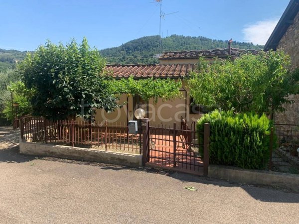 casa indipendente in vendita a Fiesole in zona Girone