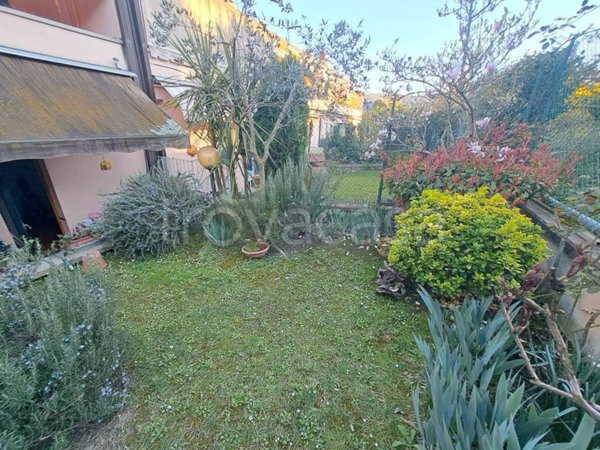 casa indipendente in vendita a Fiesole in zona Compiobbi