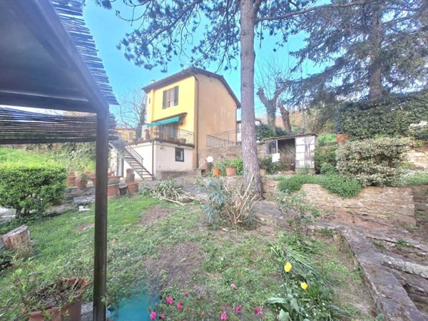 casa indipendente in vendita a Fiesole