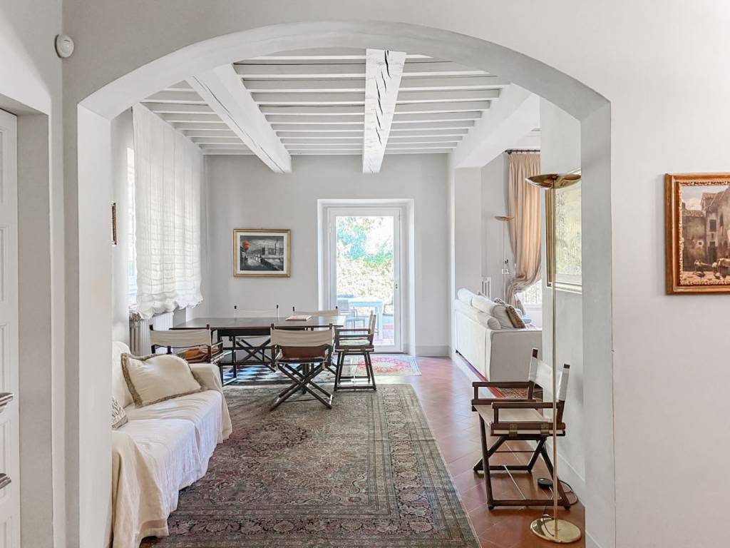 casa indipendente in vendita a Fiesole