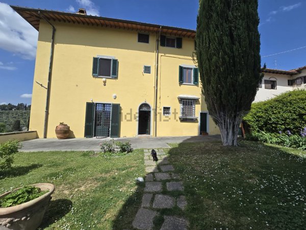 casa indipendente in vendita a Fiesole in zona Girone
