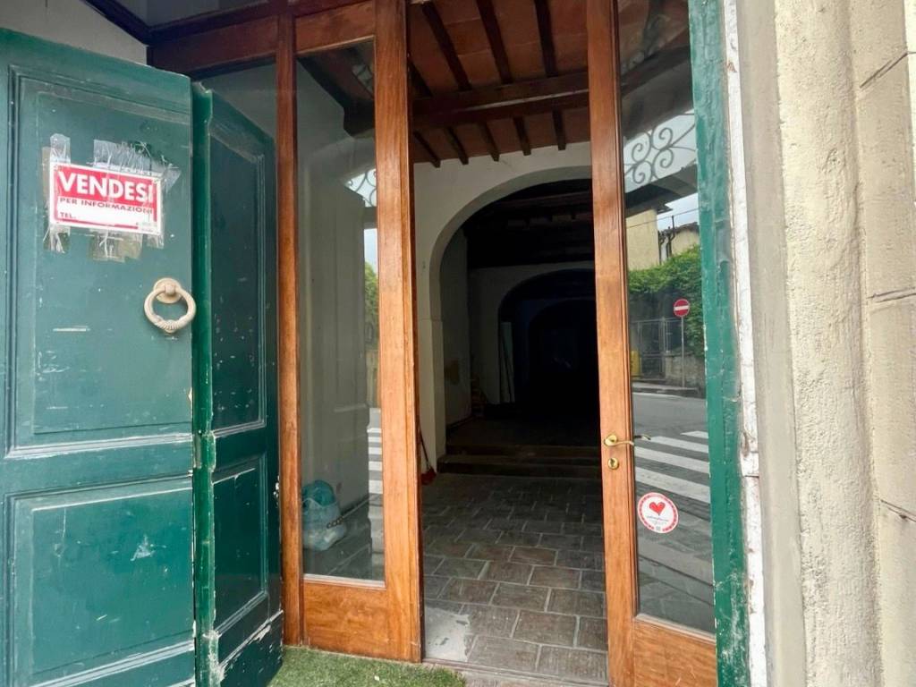 negozio in vendita a Fiesole