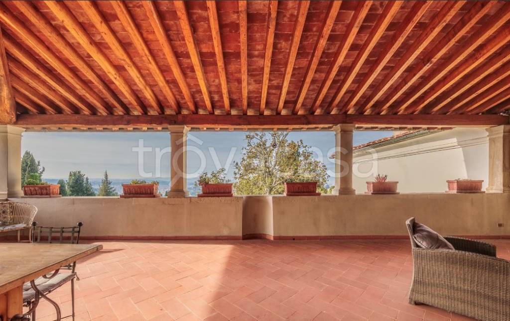 casa indipendente in vendita a Fiesole in zona San Domenico