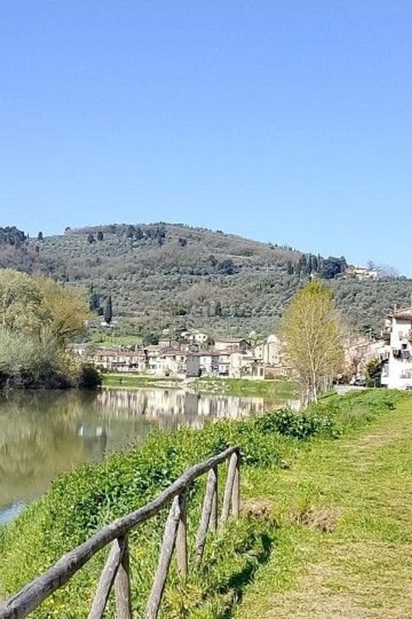 appartamento in vendita a Fiesole in zona Compiobbi