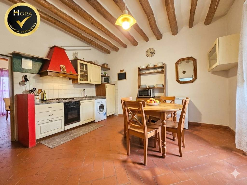 appartamento in vendita a Fiesole in zona Caldine