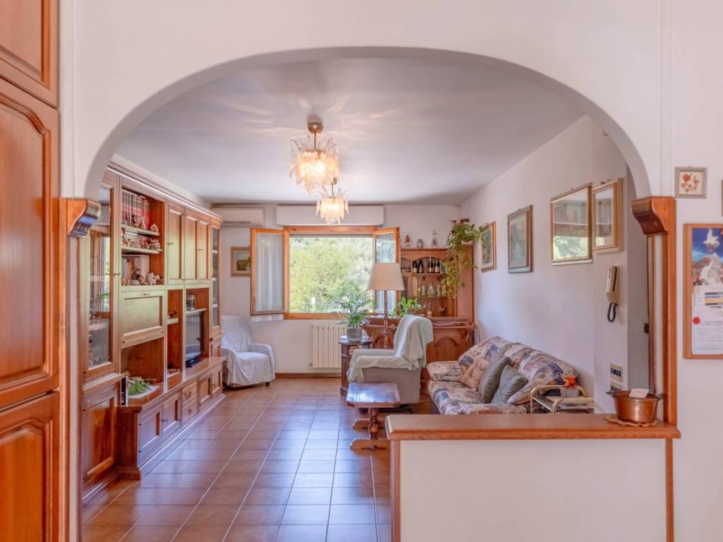 appartamento in vendita a Fiesole in zona Caldine