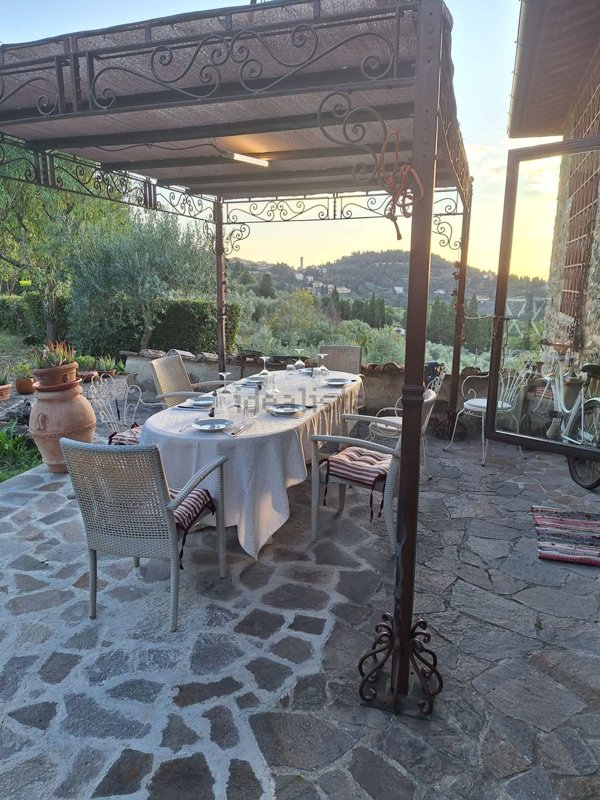 esavano in vendita a Fiesole