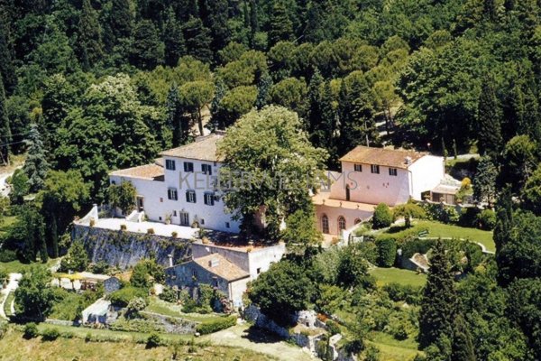 casa indipendente in vendita a Fiesole
