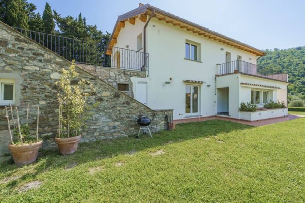 casa indipendente in vendita a Fiesole in zona Caldine