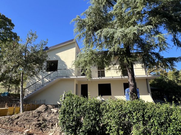 casa indipendente in vendita a Fiesole in zona Compiobbi