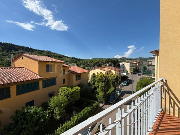 appartamento in vendita a Fiesole in zona Caldine