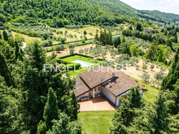 casa indipendente in vendita a Fiesole in zona Caldine