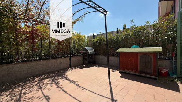 casa indipendente in vendita a Fiesole in zona Girone