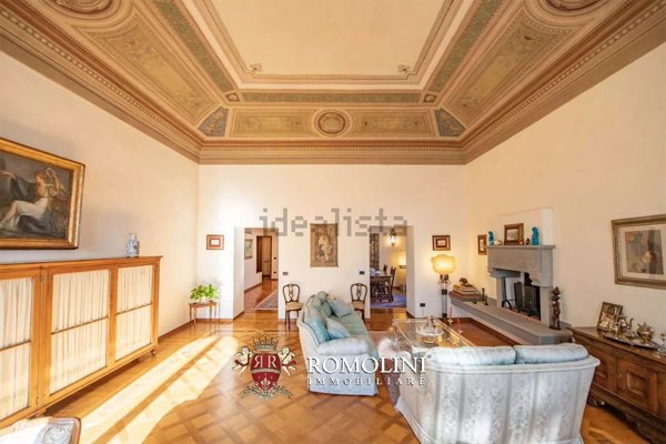 appartamento in vendita a Fiesole in zona Girone