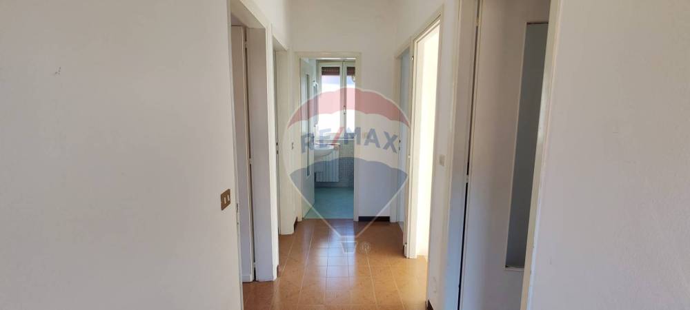 casa indipendente in vendita ad Agrate Conturbia in zona Conturbia