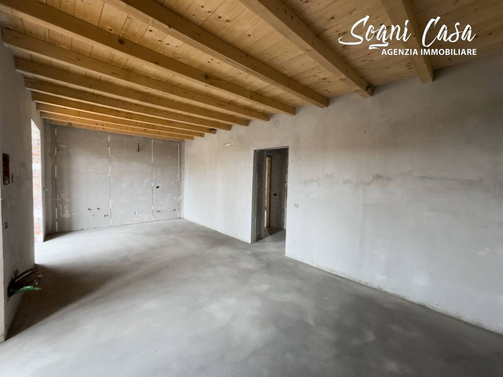 appartamento in vendita ad Agrate Conturbia in zona Agrate