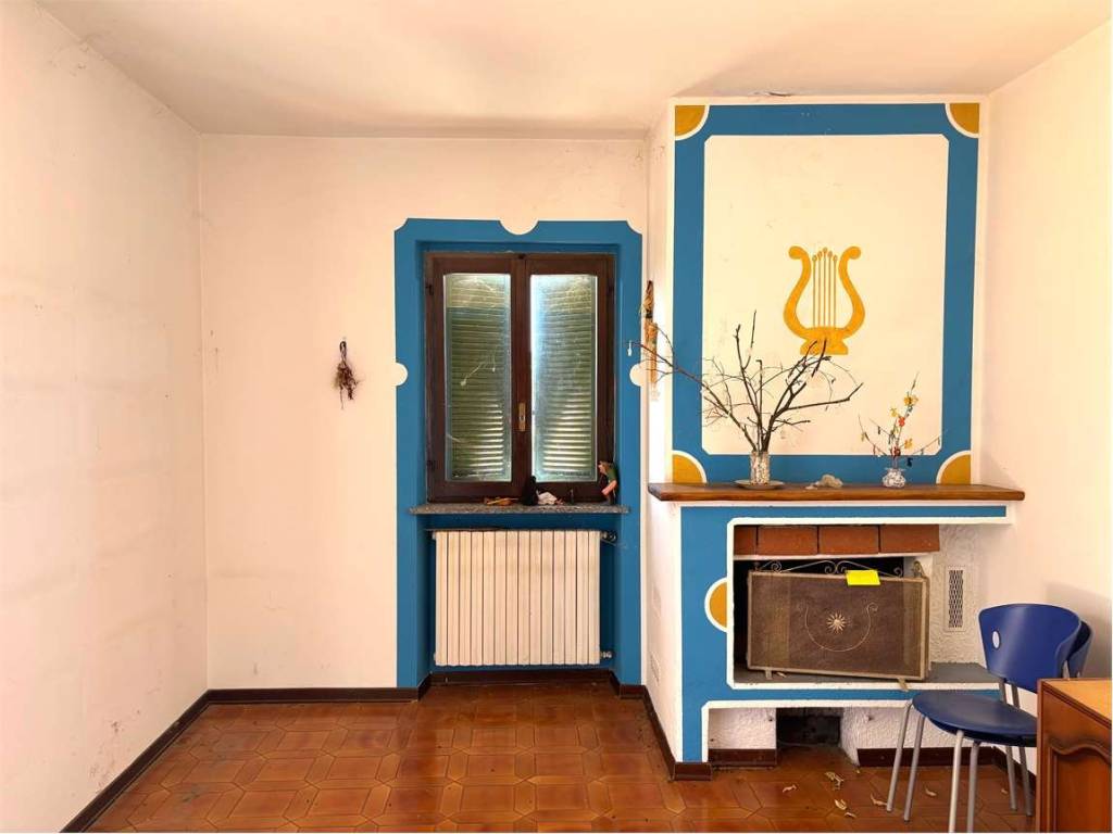 appartamento in vendita ad Agrate Conturbia