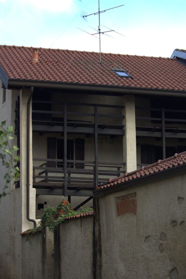 casa indipendente in vendita ad Agrate Conturbia