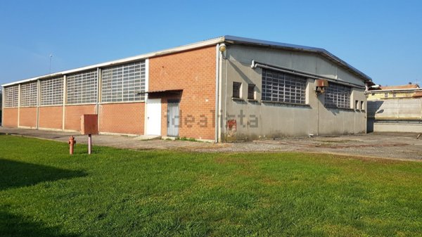 ufficio in vendita ad Agrate Conturbia