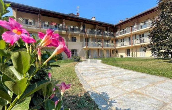 appartamento in vendita ad Agrate Conturbia