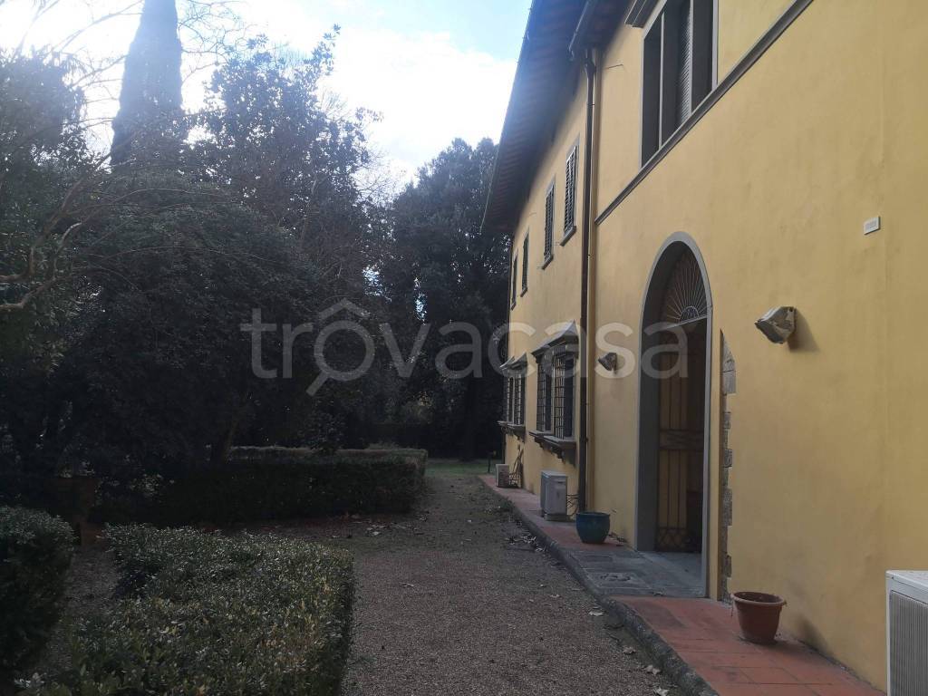 casa indipendente in vendita a Firenze in zona Campo di Marte