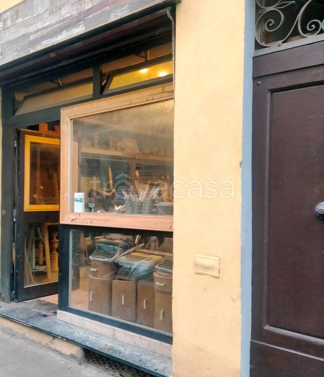 negozio in vendita a Firenze in zona Centro San Frediano