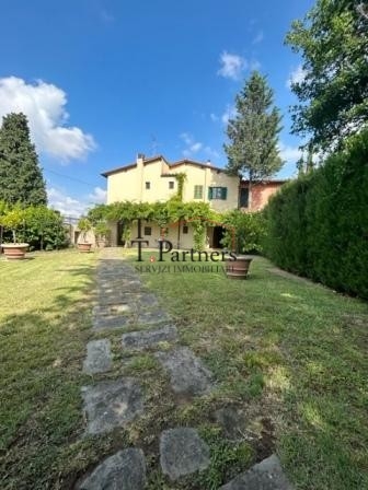 casa indipendente in vendita a Firenze in zona Serpiolle