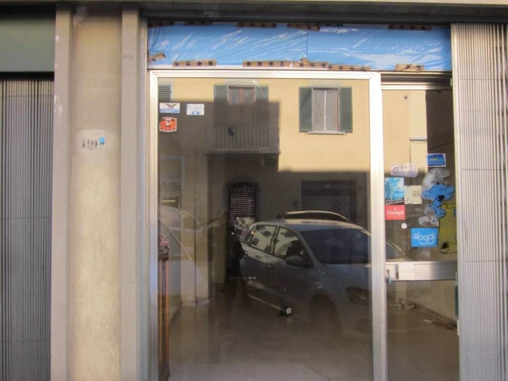 negozio in vendita a Firenze in zona Bellariva