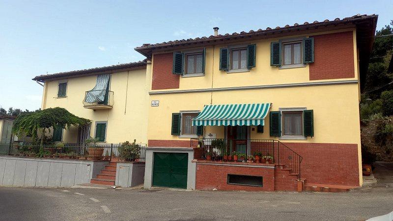 appartamento in vendita a Firenze in zona Certosa