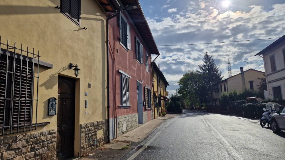 appartamento in vendita a Firenze in zona Ugnano