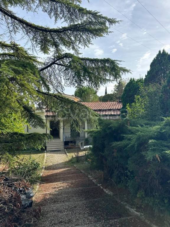 appartamento in vendita a Firenze in zona Galluzzo
