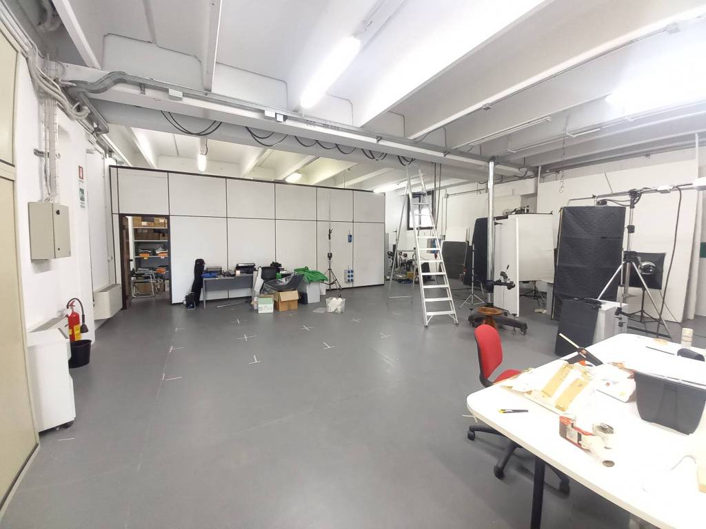 locale commerciale in vendita a Firenze
