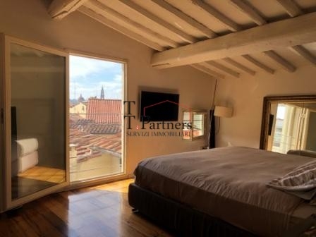 appartamento in vendita a Firenze in zona Centro Santa Croce
