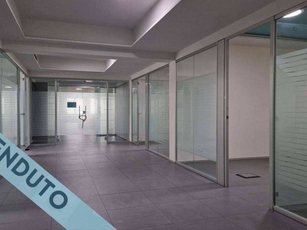 intera palazzina in vendita a Firenze in zona Novoli
