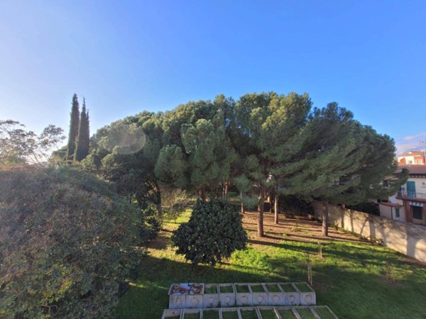 casa indipendente in vendita a Firenze in zona Settignano